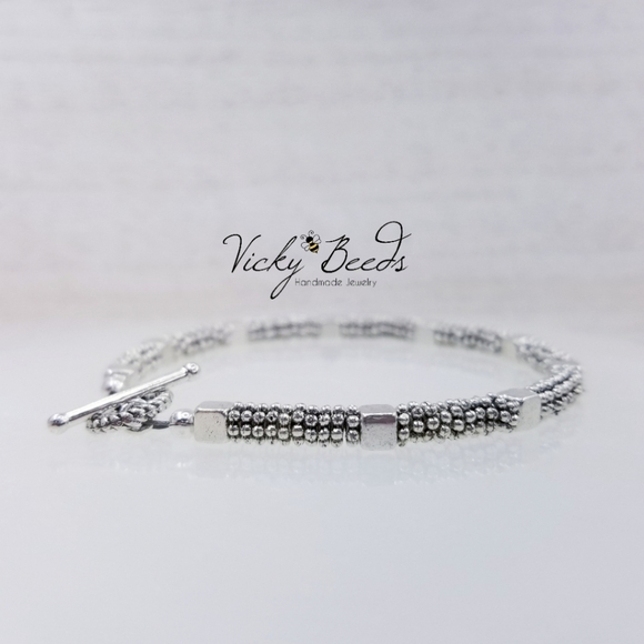 Ladies Handmade Silver Toggle Bracelet - Picture 3 of 9